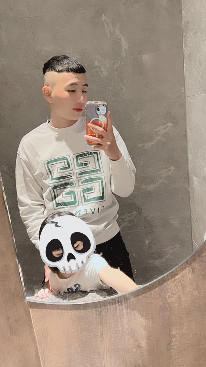 能幫我💰的密我一下
我用身體換錢