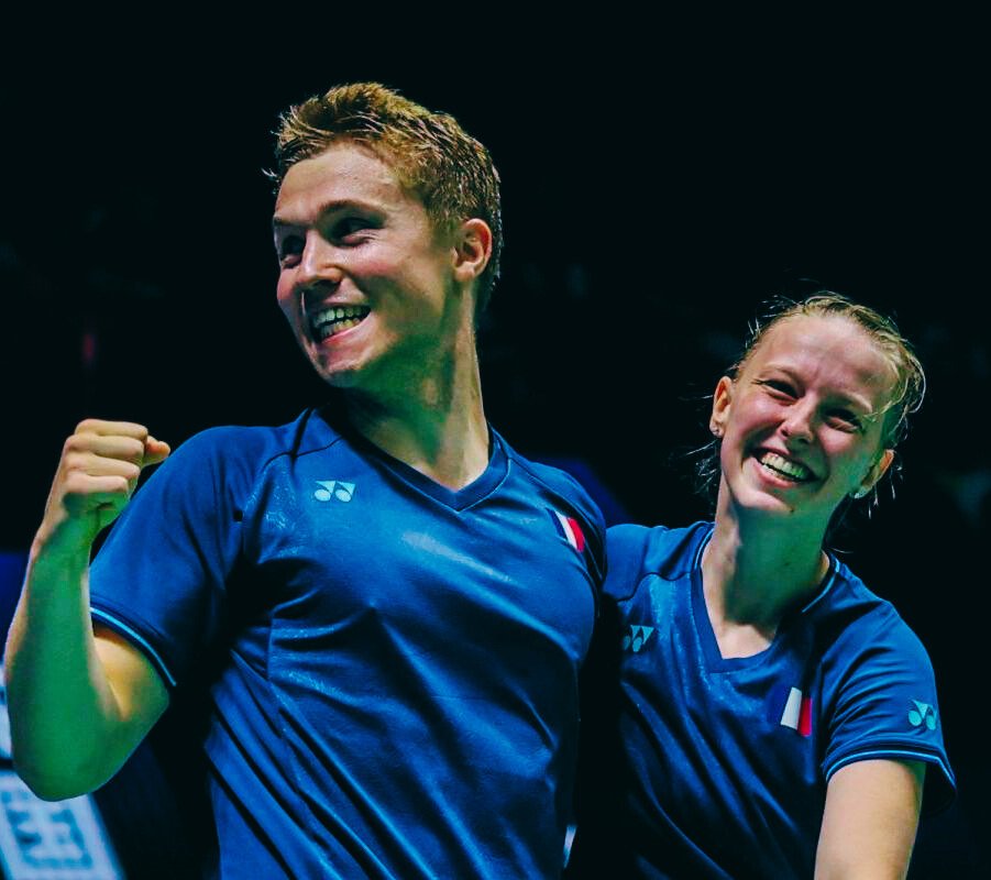 🇫🇷 Thom Gicquel et Delphine Delrue dans l'histoire du sport Français 🤩 Premier sacre international du badminton français pour nos tricolores qui s'offrent le titre européen en double mixte 🥇