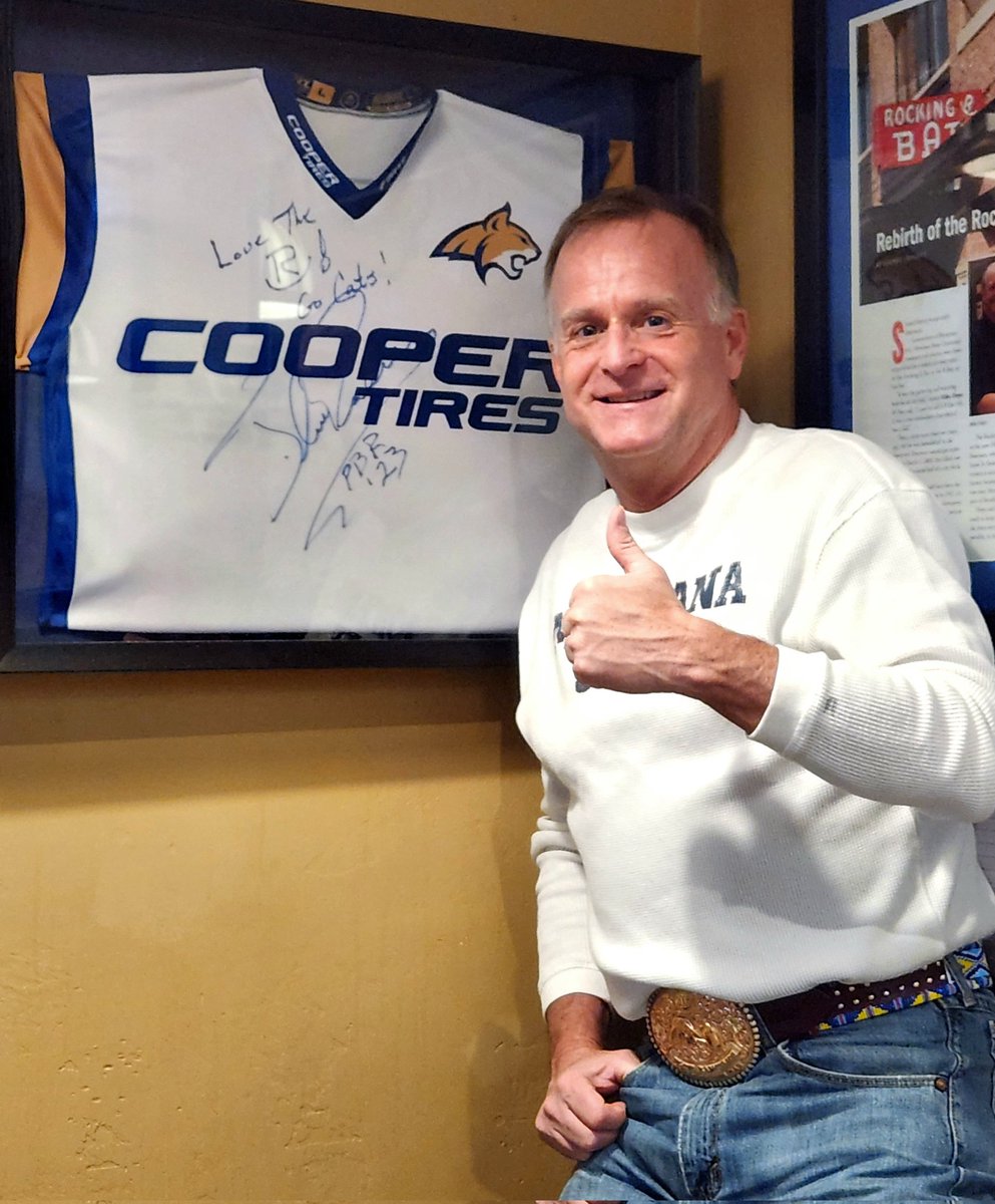 Quick swing into the world famous @RockingRBar in Bozeman to check on my @TeamCooperTire jersey!