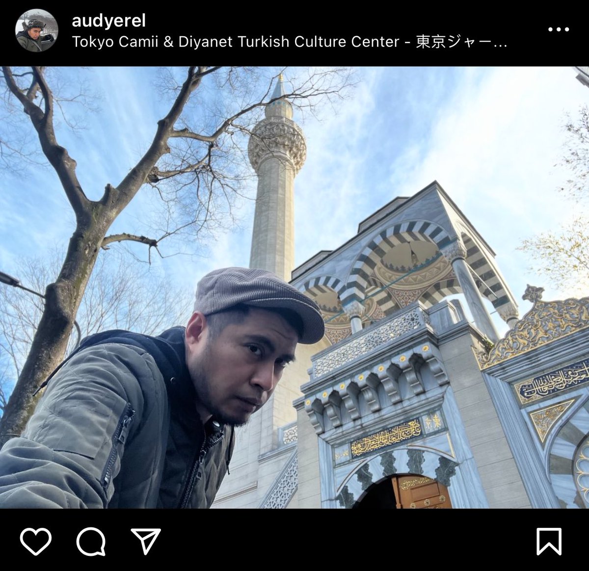 audyerel's tweet photo. @petanirumah Waktu kemaren di Jepang mampir ke mesjid Camii untuk Jumatan, selesai sholat malah dikasih makan siang gratis! 🫡 (Btw ini bukan promosi program makan siang gratis yang itu loh) https://t.co/6ZIAGSDLG1