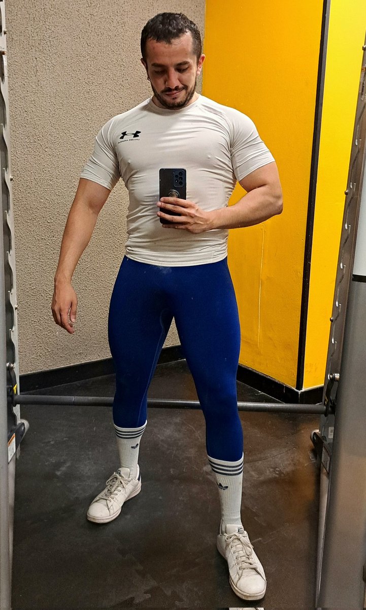 GEORGEMHMH tweet media