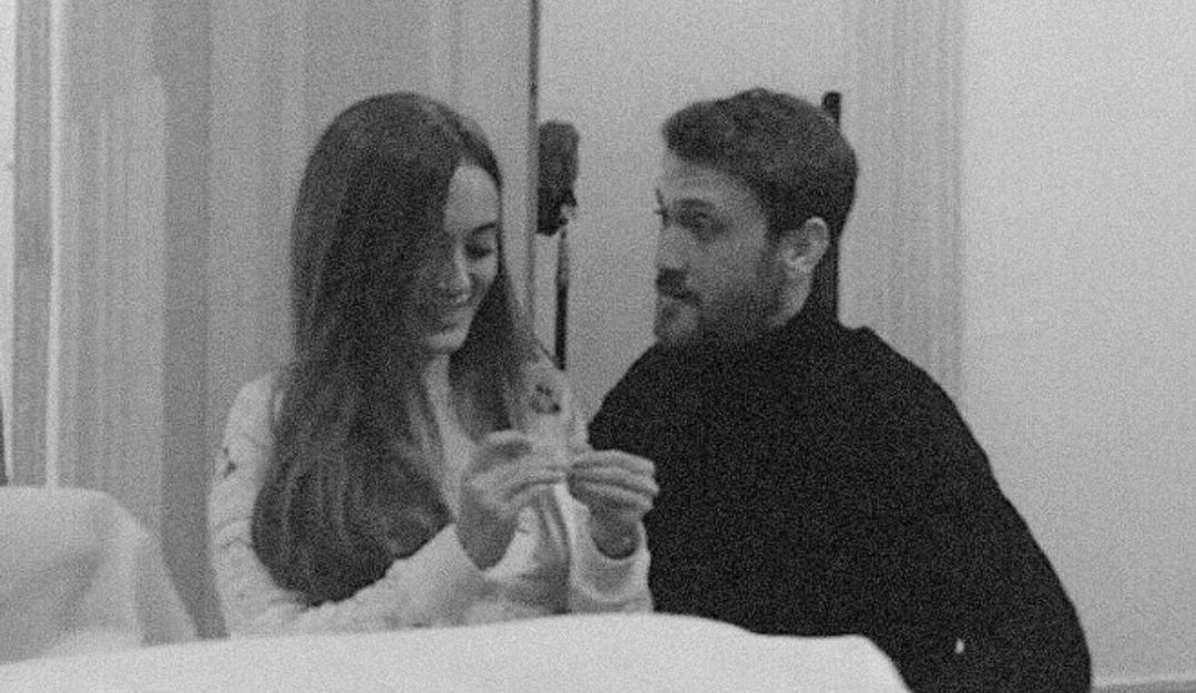 wasmaaAZ's tweet photo. I will always love him and will not compare him to anyone 📌
_ #ArDam | #EfYam _ https://t.co/AGP4Nf5KI0