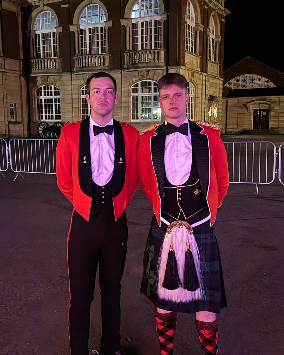 Congratulations to two of our OWs and @CCFcadets, 2Lt Sam Pruszewicz and 2Lt Jakob Leuzinger who commissioned yesterday from @RMASandhurst as Officers in the British Army. We wish them a long and happy career! #achievement #accomplishment #pride #CareerDevelopment @UKArmyOfficer