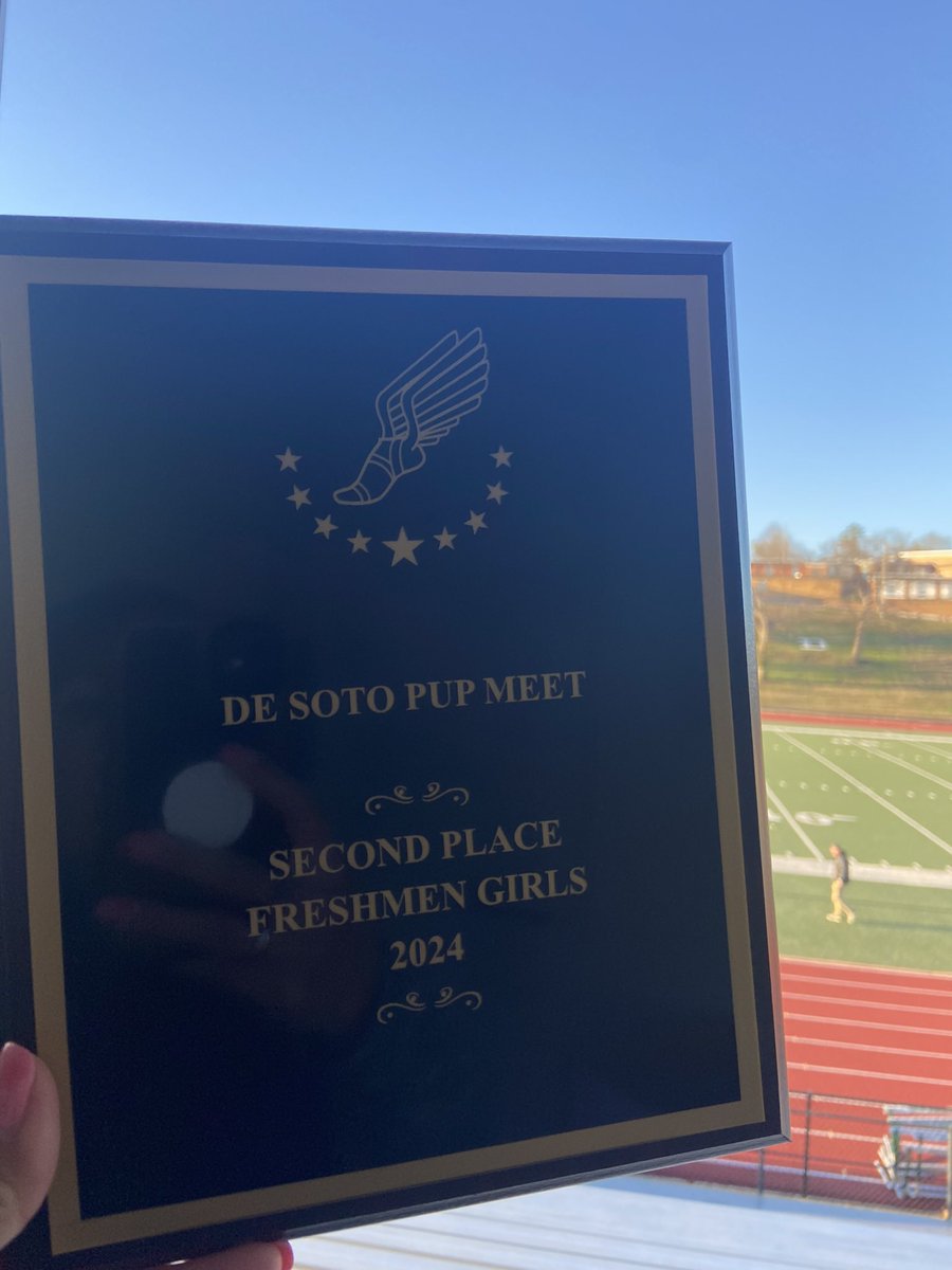 De Soto Girls Track and Field tweet media