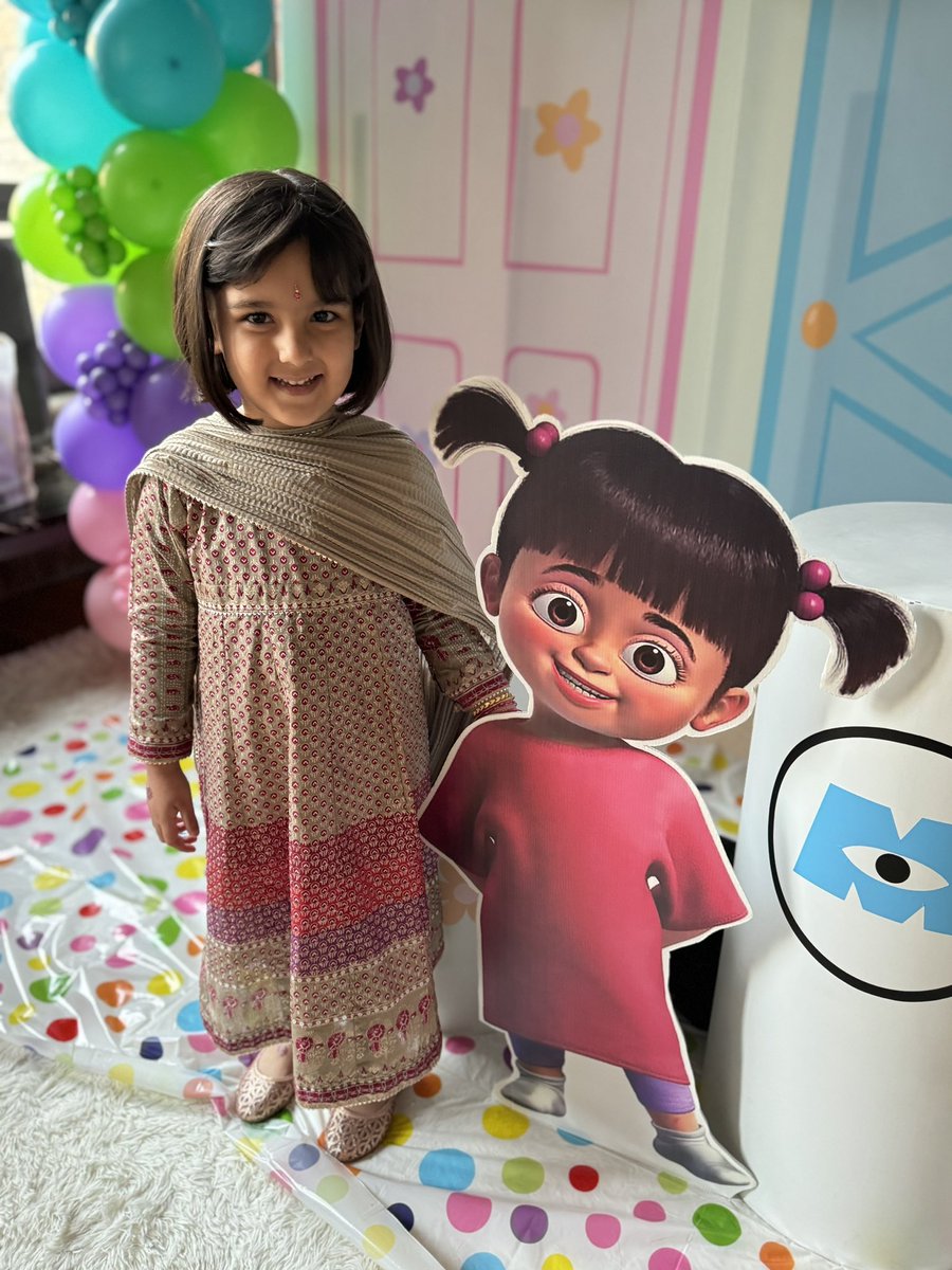 Ujala935523512's tweet image. Eid Dump 2024 💕

I hope you all had a memorable Eid filled with love, laughter, and precious moments with your dear ones 💕

#Eid_Mubarak 
#Eid2024 
#EidulFitr