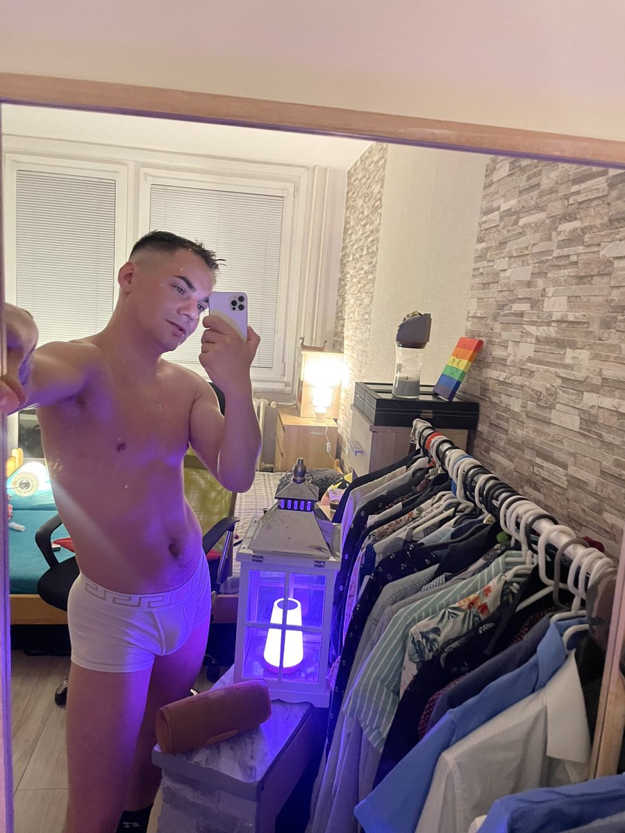 Im ready for tonight show 🥵 What about you? See you in a minute in my room on best webcam site @Flirt4Free 👌 Will be fun 😈😉