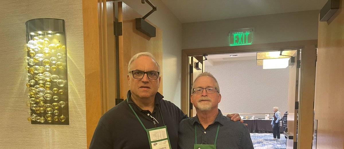 Chance to get a pix with the great #author <a href="/coylem/">matt coyle</a>. His Rick Cahill series is a must read. <a href="/leftcoastcrime/">Left Coast Crime</a>. 

#writing #books #fictopn