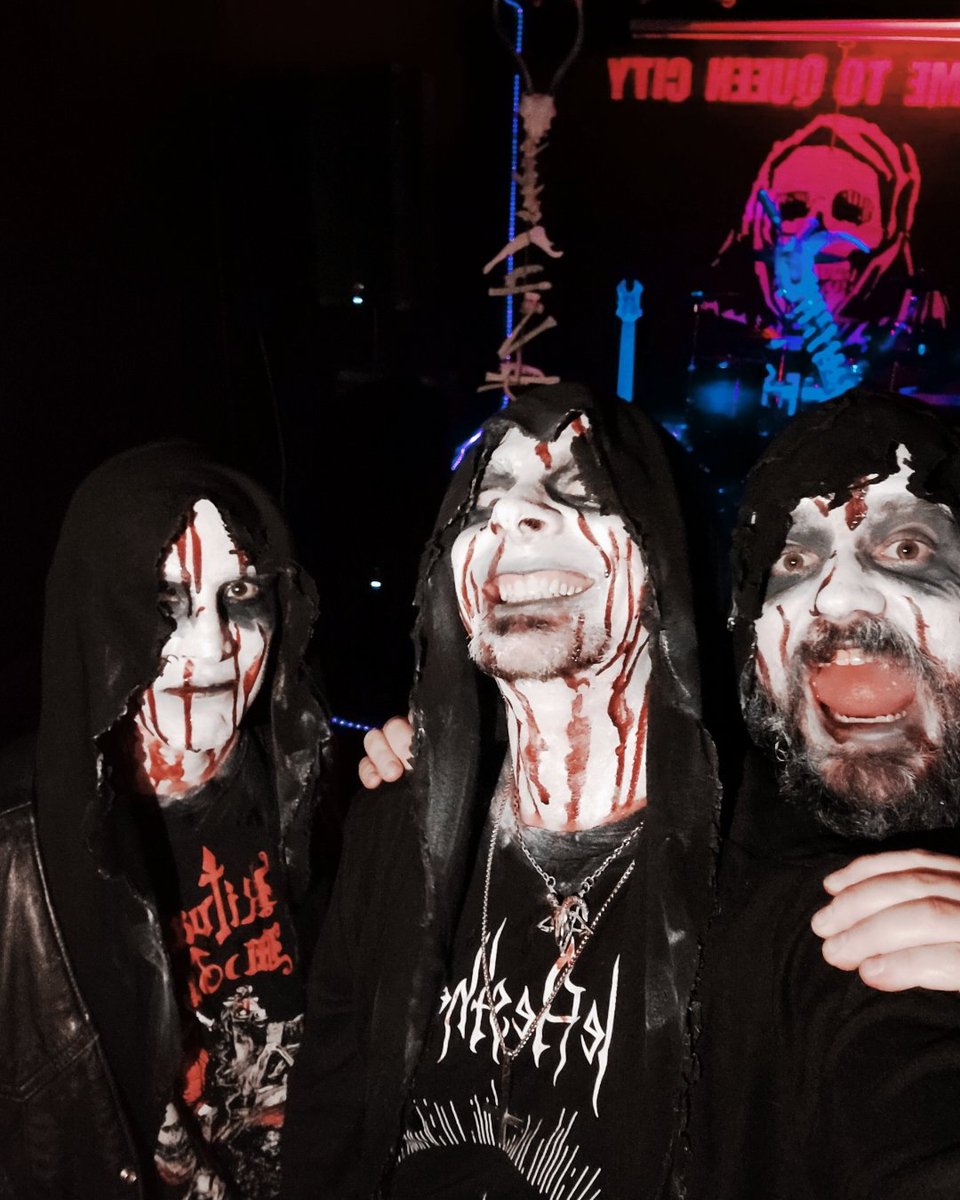 VileAesthetic's tweet photo. Quick snap from our last show in Denver. An excellent night with good people. ⚔️

#blackmetal #usbm #denver #colorado #horror https://t.co/wFdaURqXqf
