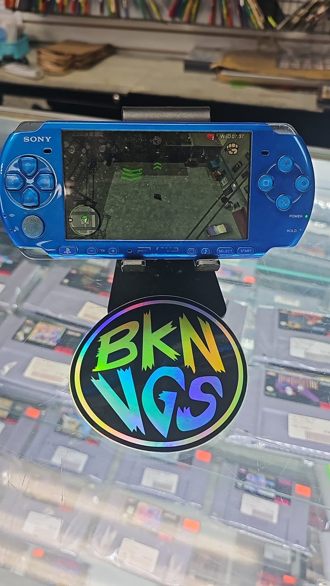 bklynvideogames's tweet photo. A nice little ๐ฅ trade in this afternoon.
.
.
#psp #bluepsp #xbox360controller #redcontroller #xbox360 #retro #retroshop #retrostore #brooklyn #brooklynvideogames #bvg https://t.co/0UiyySomhb
