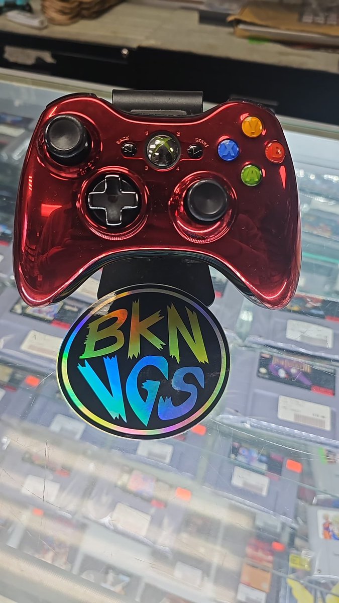 bklynvideogames's tweet photo. A nice little ๐ฅ trade in this afternoon.
.
.
#psp #bluepsp #xbox360controller #redcontroller #xbox360 #retro #retroshop #retrostore #brooklyn #brooklynvideogames #bvg https://t.co/0UiyySomhb