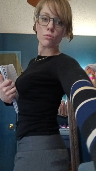 Join me In half an hour https://t.co/77T7Fy2SRe  Because I'm going to be dressed like in a substitute<a href="/tag/cam4"class="tags"><span>#cam4</span></a><a href="/tag/sexyuniform"class="tags"><span>#sexyuniform</span></a>