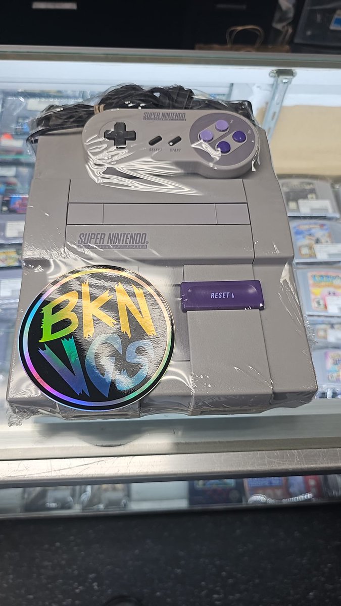 SNES ready to go to a New Home, if your interested send us a DM 😉😉😉😉
.
.
#snes #supernintendo #retro #retrostore #retroshop #brooklyn #brooklynvideogames #bvg