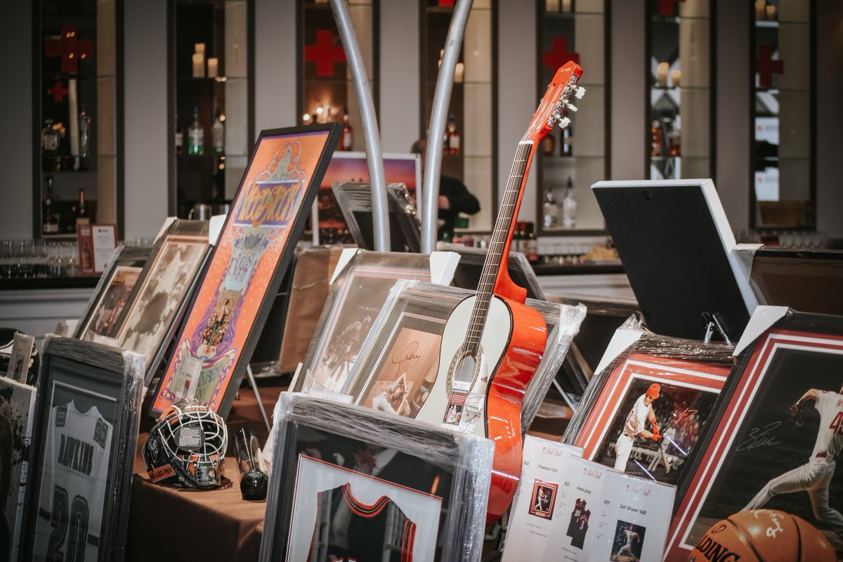 RedCrossPhilly's tweet photo. REMINDER - Our #RedBallPhilly silent auction is going on now! Even if you can't make it to tonight's gala, you can bid online and help people recover from disasters big and small. View our silent auction items and place your bids: https://t.co/ub0ToWxDZQ https://t.co/HUXz03jb4g
