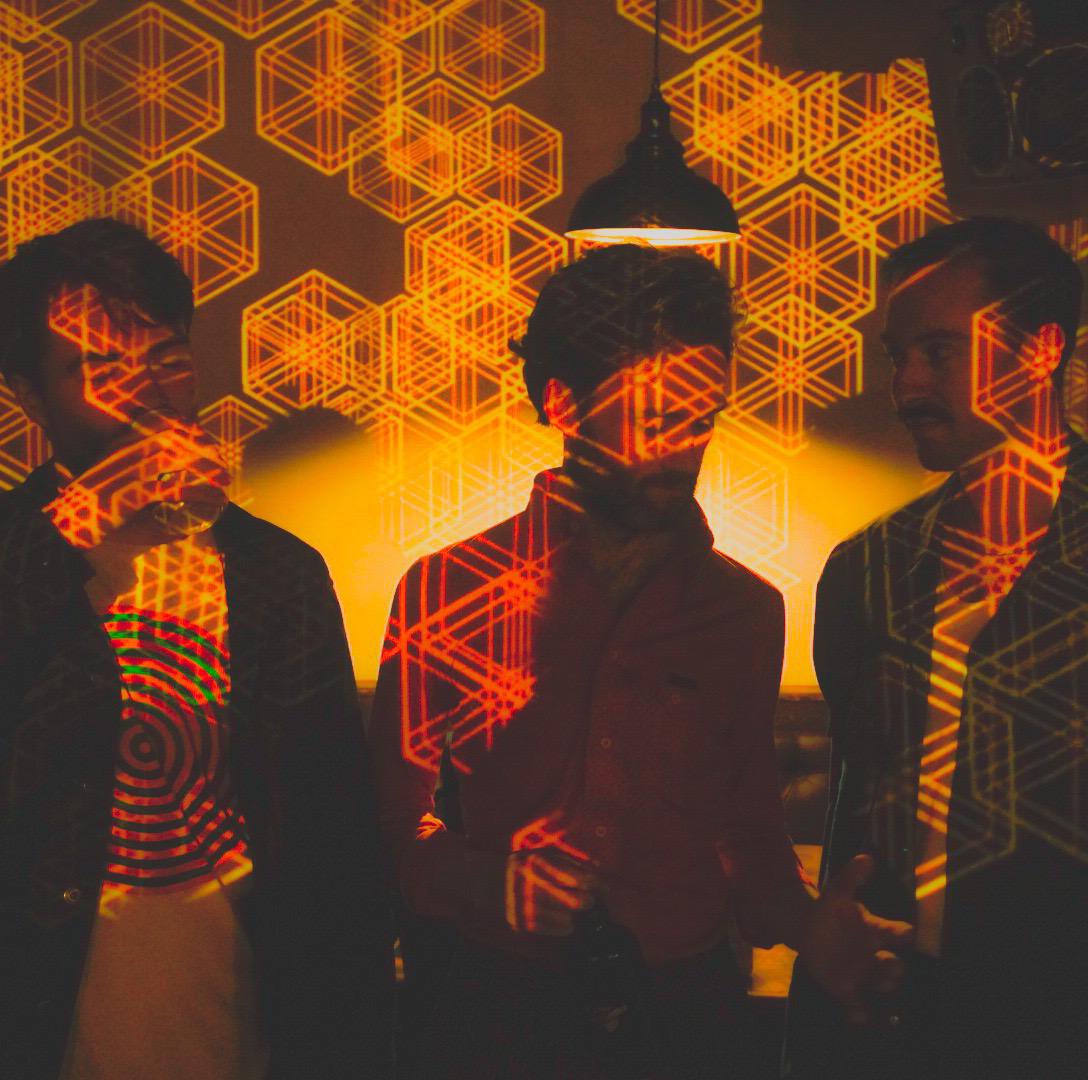 AllyVallyA's tweet photo. Big thanks to @thefuturesound3 for having us at @NHAClub last night, and to Harvey Anselm Taylor, Danny Marriott, @AirfloBand &amp; @ThePaliGap for playing excellent sets.

Next show: Thursday 2nd May, @93feeteast with Endless Digital Birthdays. 

See you there. 

📸 @DonaldsonLennon https://t.co/wX1rvdFpEO