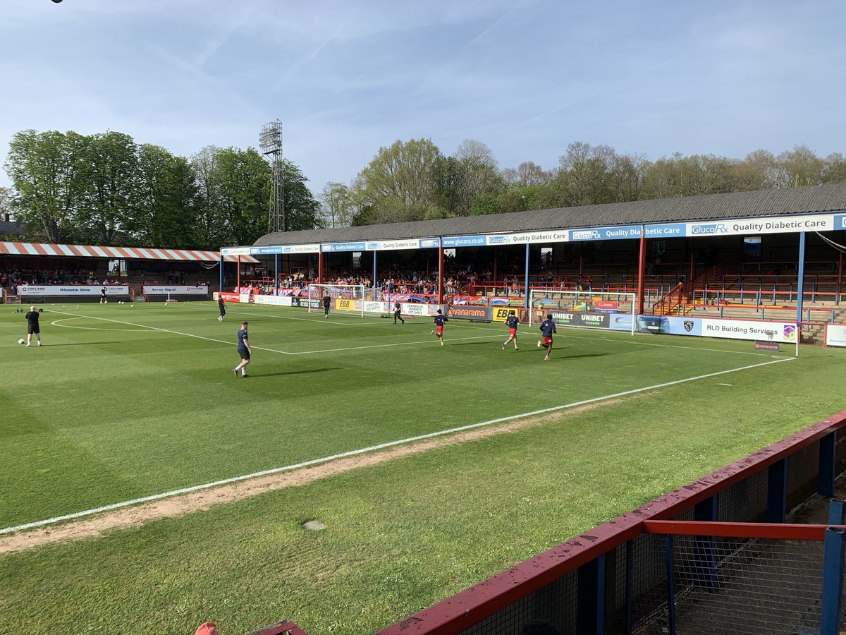 Aldershot away. Come on the Wood! @BOREHAM_WOODFC