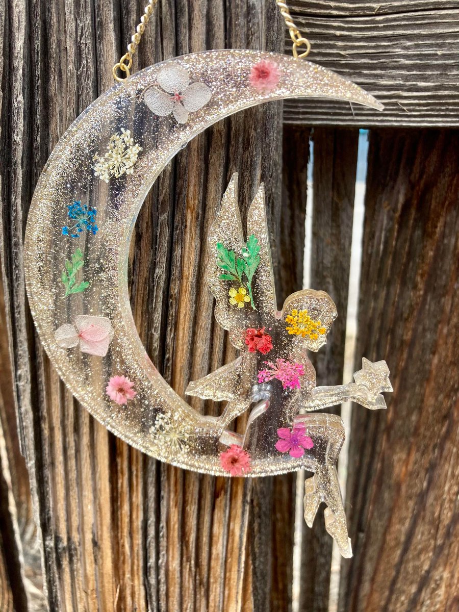 Katyjuneful's tweet photo. Handmade Resin Fairy Sitting on Moon Sun Catcher
 https://t.co/TAO1oQAo0L https://t.co/27epEh1mwu