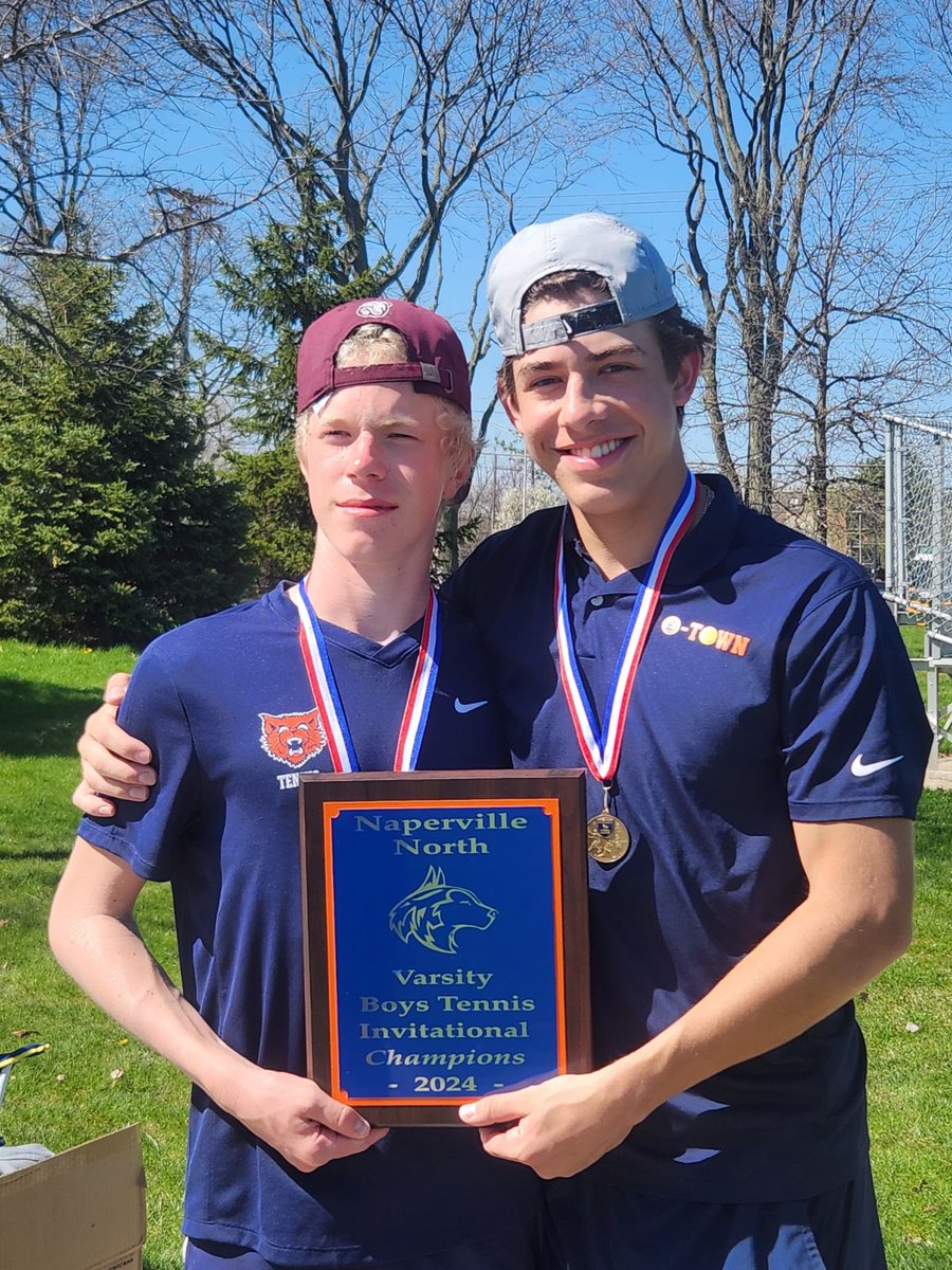 #KitsWin the Naperville North Boys Tennis 🎾 Invite‼️ Finn Pollard and Evan Gerbie won 1st place at 1 Singles and 2 Singles!! Finn won 36 games and only lost 4 in 3 matches!!