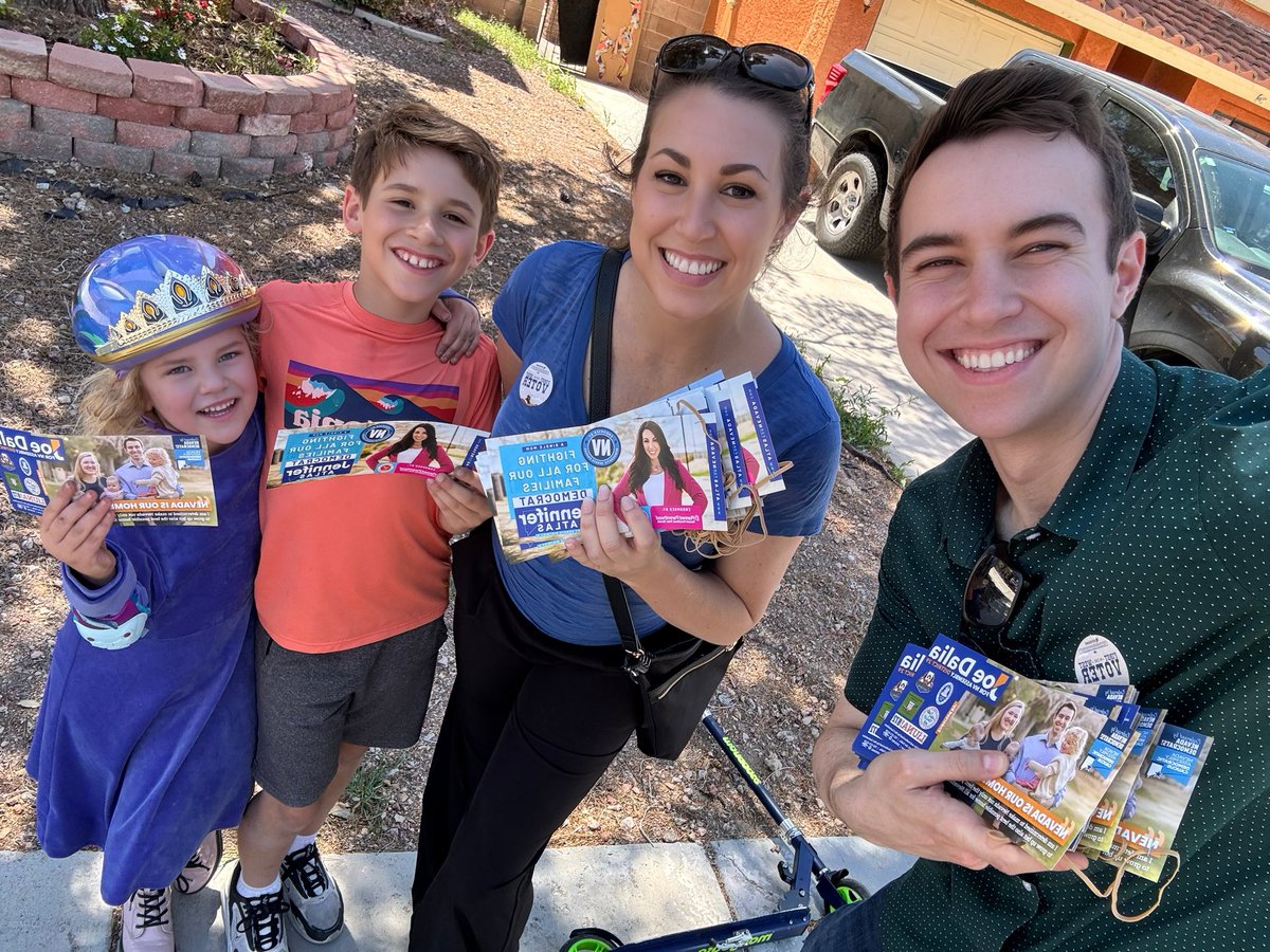 It’s weekend canvass time with Senator @MelanieScheible @JosephDalia @caro1inegarcia! (And the best little campaign managers ever)