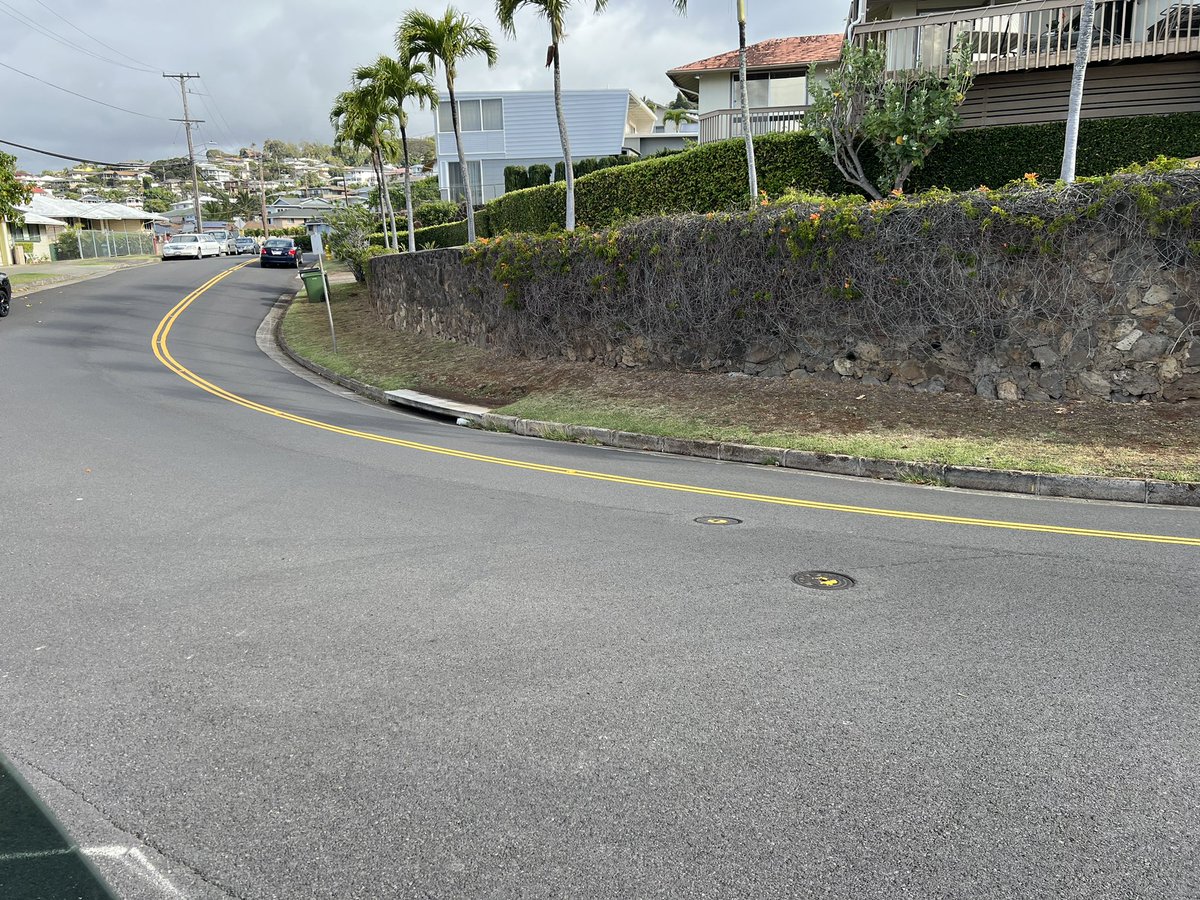 aaronjackson's tweet photo. My third FSD 12.3.4 drive ends in disaster. On my first two drives it seemed that FSD was driving too close to curbs and other vehicles but I trusted the system to be safe. I do not trust FSD anymore. 

Cc: @elonmusk @karpathy @rohanspatel @Tesla_AI https://t.co/eiW3sOsykL