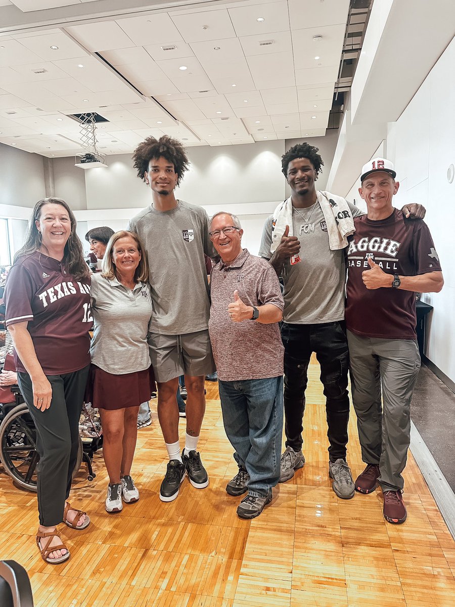 We love creating experiences between student-athletes and passionate fans of Aggie Athletics. Donate today and have an opportunity to attend our upcoming events. 🔗 texasaggiesunited.com