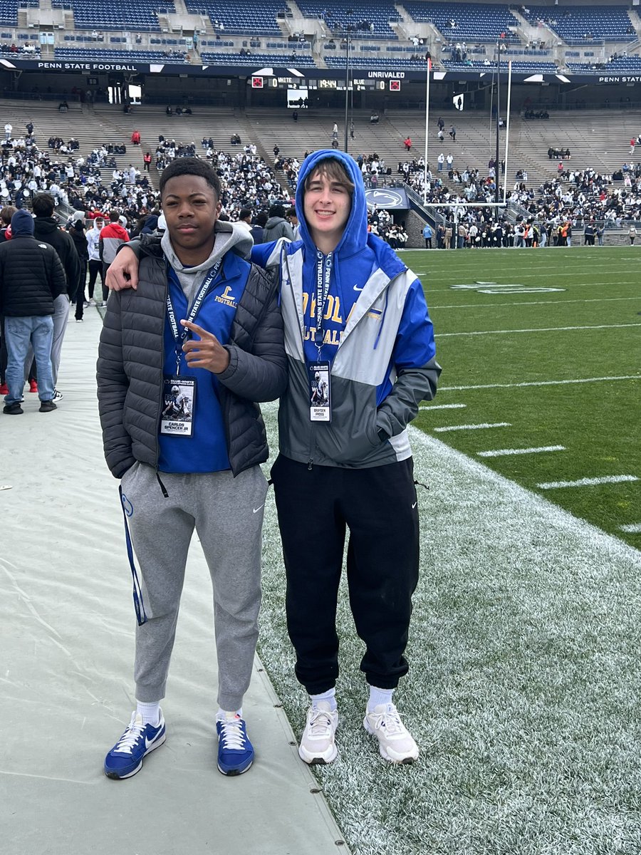 Had a great time today at the Penn State Blue-White Spring Game, thanks for having me! @QB_Factory @ARCapitolRegion @AnthonyZehyoue @TouchdownDons