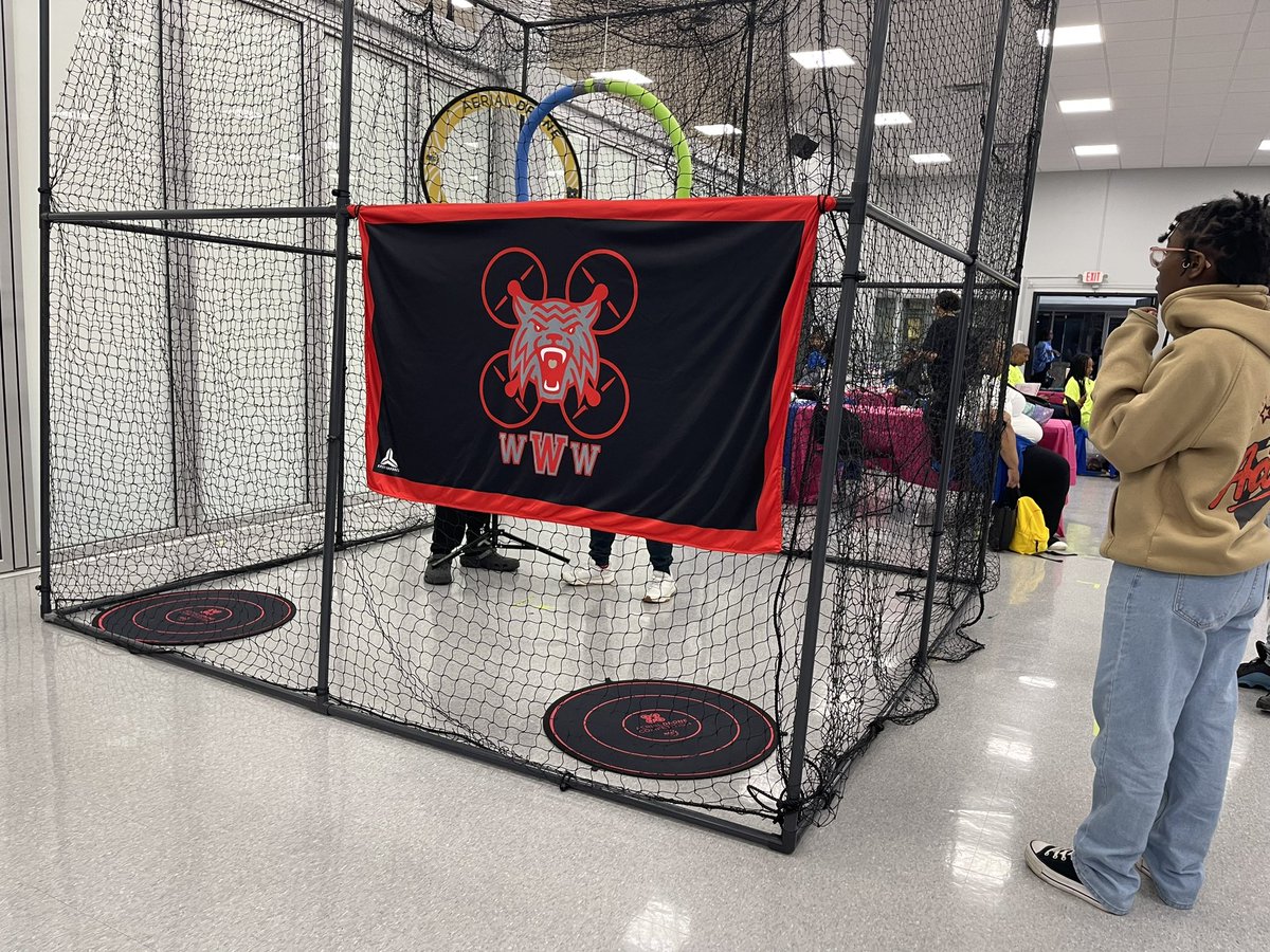 MrMRobotics's tweet photo. "Excited to see our Woodrow drone team spreading joy and knowledge at the Children’s Cluster. Connecting with the community and inspiring future innovators.” @TeamDallasISD @DallasisdSTEM @carlosrobotics https://t.co/1JsrIuwJSi