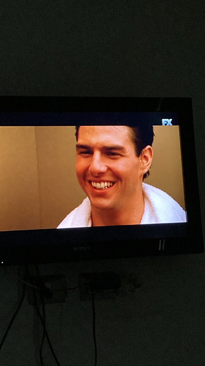 Carito_Pia's tweet photo. @FIDAE_OFICIAL aquí viendo top gun ya que fue imposible ingresar a la @fidaeoficial https://t.co/5u8rL41xRN