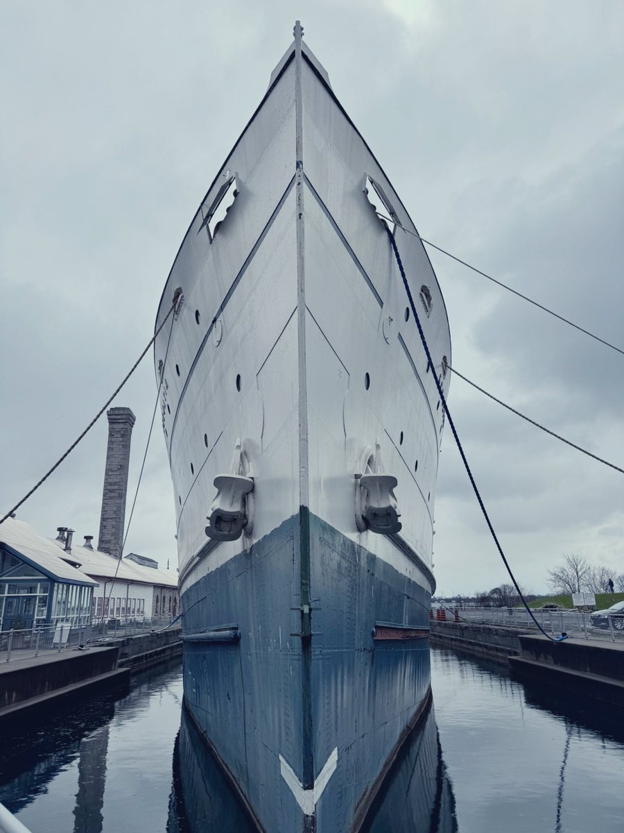 twitandrewking's tweet photo. Checked out SS Keewatin, now docked in Kingston…incredible to see up close in person. 

It is the largest of the remaining Edwardian era passenger steamers remaining in the world…launched in 1907. 

It is four years older than Titanic but of the same era of design…built in Scotland for the Canadian Pacific Steamship Company. 

This incredibly historic ship  opens for visitors in May at the Maritime Museum in Ktown!