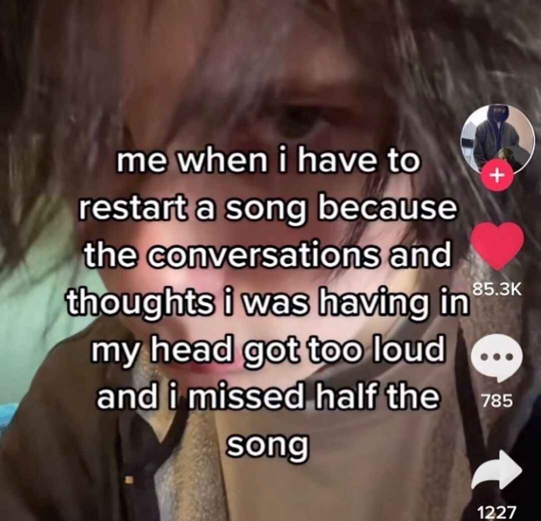 🕐HOURLY🕑 shitpost (@hourly_shitpost) on Twitter photo 