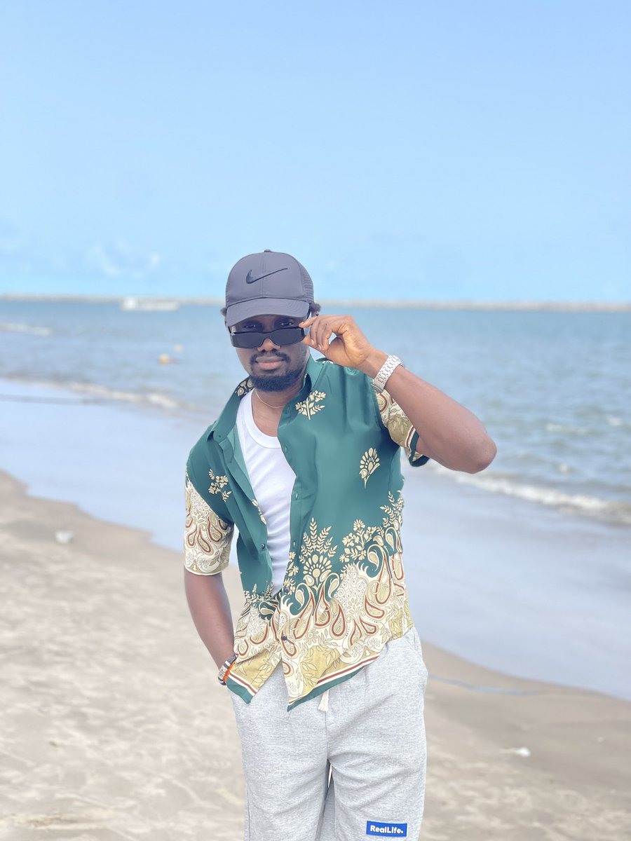 I believe it’s really time for y’all to hide your babes😌🏖️