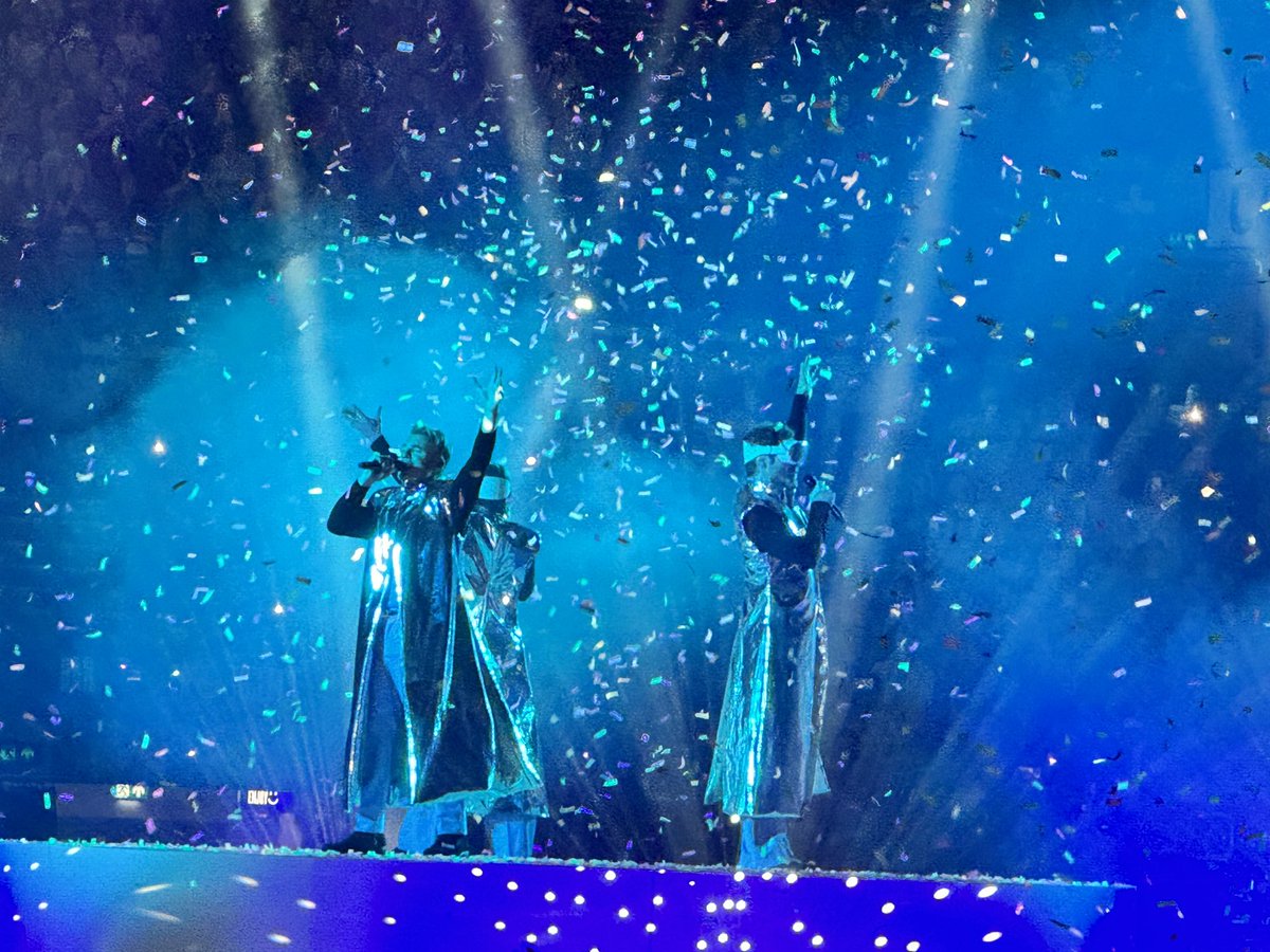 Brett Hadley (@thebretthadley) on Twitter photo There’s only one <a href="/takethat/">Take That</a> <a href="/SheffieldArena/">Utilita Arena Sheffield 💙</a> #ThisLifeOnTour There’s only one <a href="/takethat/">Take That</a> <a href="/SheffieldArena/">Utilita Arena Sheffield 💙</a> #ThisLifeOnTour