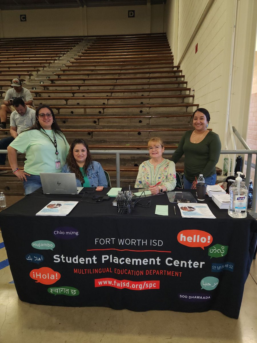 Erica83DH's tweet photo. Enrollment fair for 2024 school year! SPC was available and assessing students on the spot upon completion of registration! Catch us at our next event on May 18th! EB literacy conference!  @FortWorthISD @FWISD_EBN3 https://t.co/OvWhLuboAw
