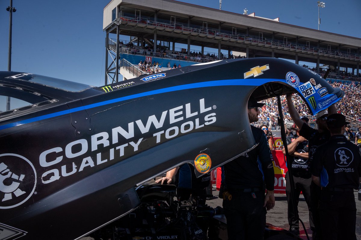 Q3 RESULTS: @ProckRocket_TF 

3.904 at 321.42 mph

and goes TO THE TOP! 

He also makes it to the Finals of the @MissionFoodsUS #2Fast2Tasty Challenge! 

@CornwellTools #Vegas4WideNats