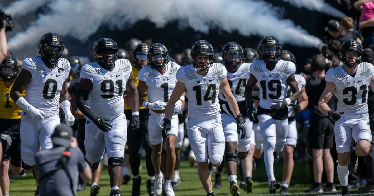 Check out all of the action from #Purdue's spring football game in this lush photo gallery by Chad Krockover. on3.com/teams/purdue-b…