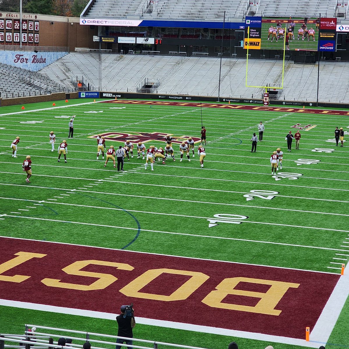 Had a great time today at the spring game today always great to get back on campus. thank @Coach_JDiBiaso for the invite @WillistonFB @CoachMartinESA @coachbeats