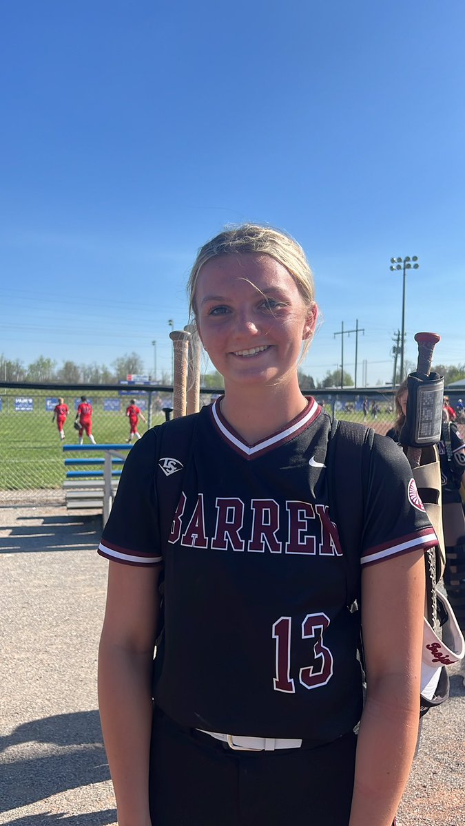 Trojanettes win against Southwestern 7-3 in 4 innings! 

<a href="/Katie98169055/">Katie</a> went 2-3 with 2 Doubles! 

<a href="/KatieMu62158107/">Katie Murphy</a> went 3-3 
<a href="/RileyReed_2024/">Riley Reed</a> went 2-3
<a href="/LizzieSmith1616/">Lizzie Smith</a> went 2-2

Norah Shirley went 1-2 with a 💣!

Trojanettes improve to 12-6!

#FightOn 
♥️💛🤍