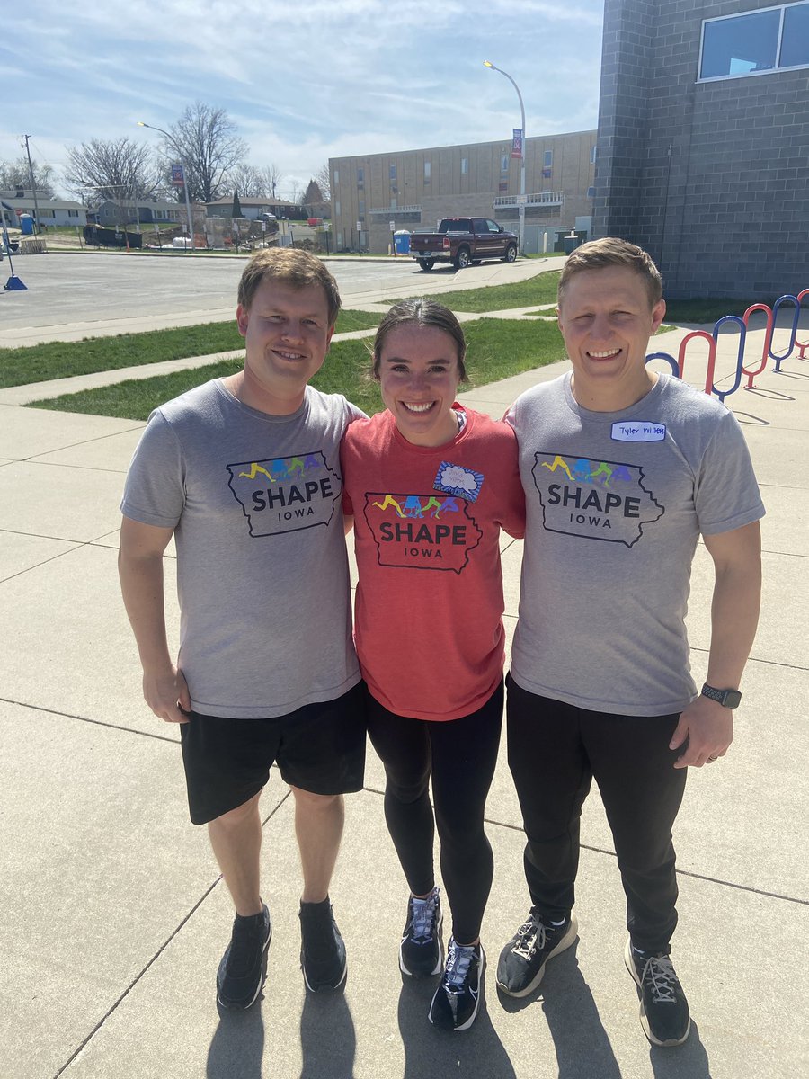 Huge shout out to our <a href="/SHAPEiowa/">SHAPE Iowa</a> Future Professionals committee for planning our workshop today! So many great takeaways for both students and current teachers!