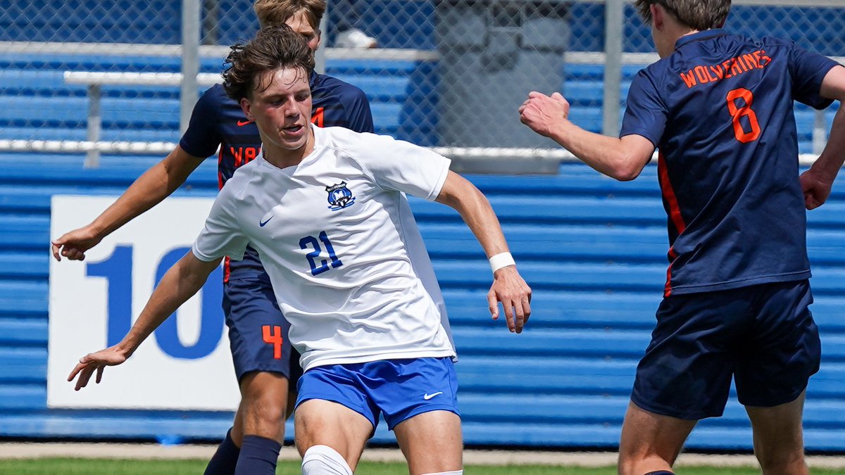 uiltexas's tweet photo. Ayden Hildreth from Midlothian earns the title of MVP in the Boys Conf. 5A #UILState Soccer Championship Match, with 5 shots, 1 goal and 1 assist. ⚽️⭐️ https://t.co/mp89U5MoND