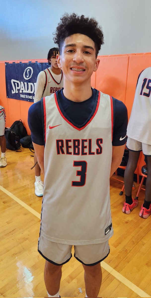 2024 @thefantastic40 Notes: 6-0 2027 scoring PG Cayden Daughtry (Calvary Christian/FT. Lauderdale FL) is one hell of a smooth operator! 33 pts (4 threes) in FL Rebels EYBL 15's W over a talented Jet Academy EYBL 15 (GA) squad @FrankieBur @NBNMagazine @FCPPangos