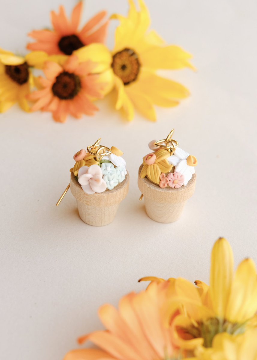 Spring Bouquet Earrings 🌼