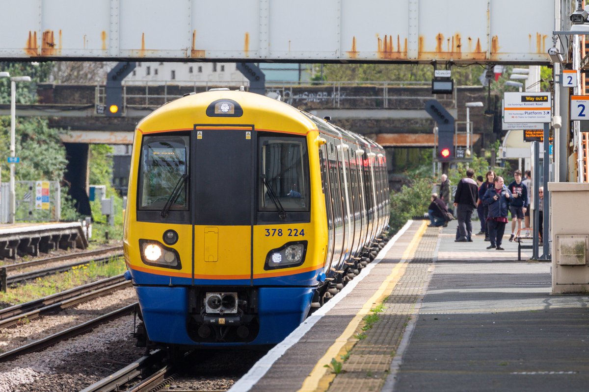ScottWJ01's tweet image. #Class378 at Kensington Olympia