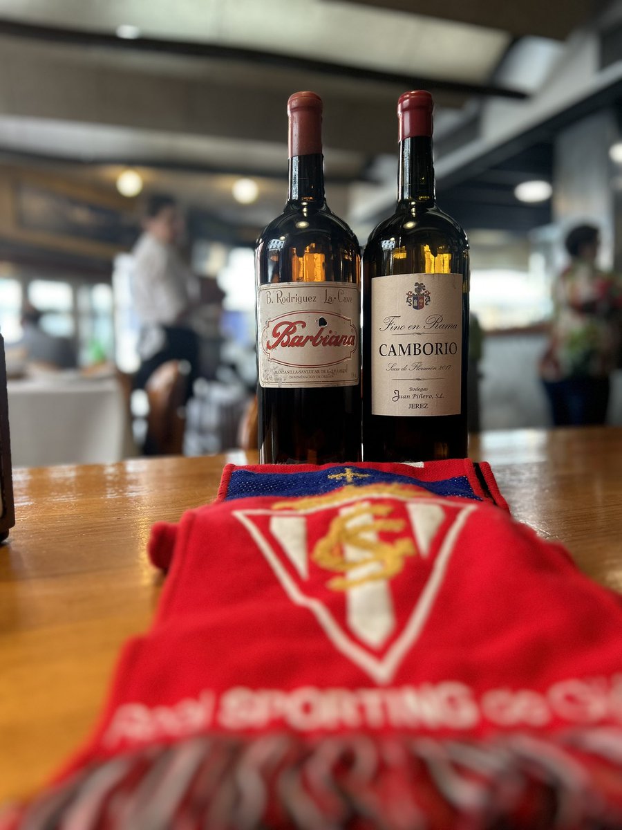 Sumillermurcia's tweet photo. Comienza la Feria de Abril
Manzanilla Barbiana Saca 2016
Fino Camborio Saca 2017
Es el formato para dos si uno no bebe
#sherry #palomino #albariza #copajerez #soleras #criaderas https://t.co/NNEHzy8Fnn