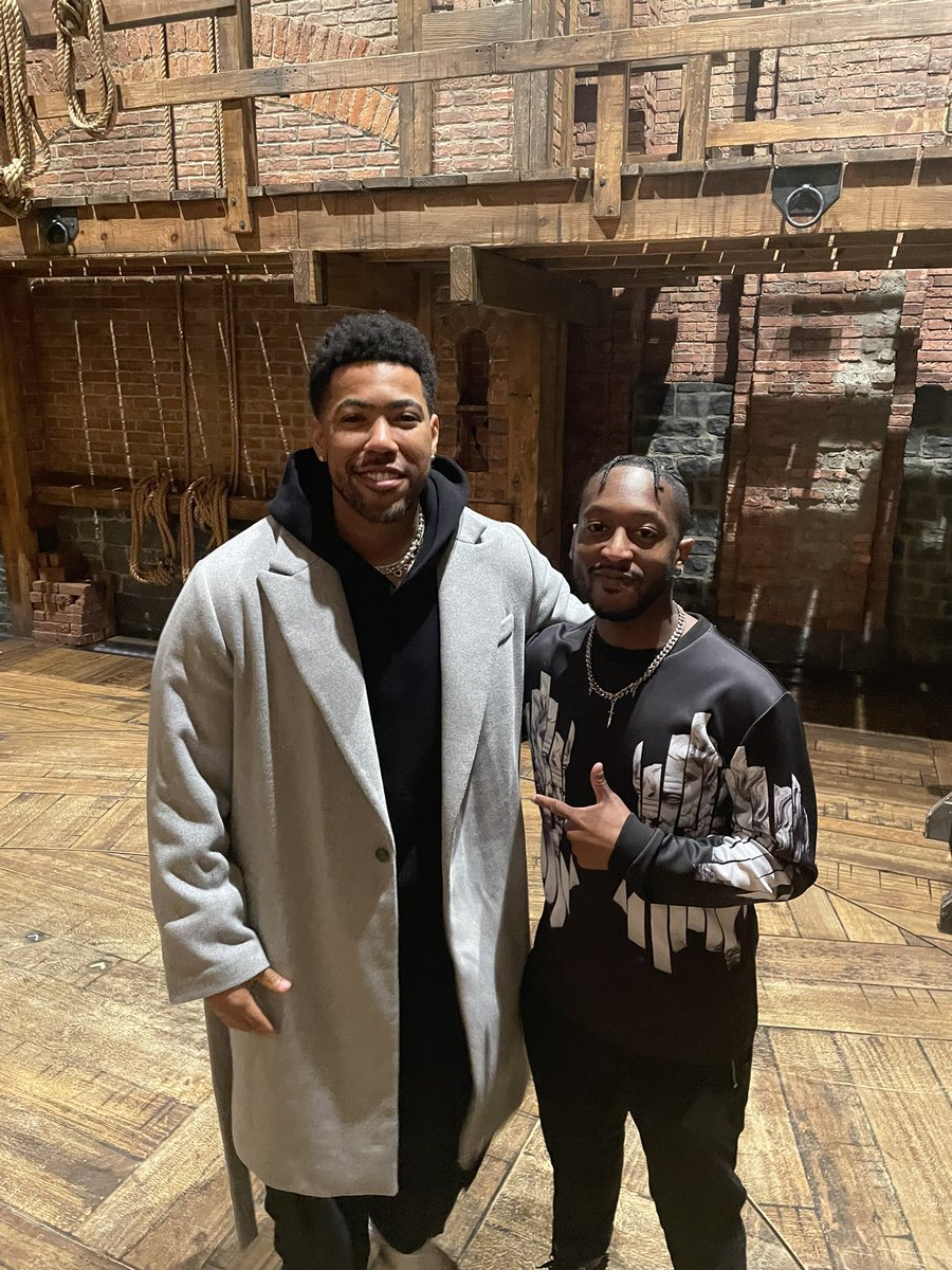 don’t come asking us for insurance deals, we can’t help ya’ll 😂 shout out to @1KevinMiles aka @JakeStateFarm for stopping by the #roomwhereithappens! Super cool guy. One more show tonight & my final show tomorrow 😎💯 let’s get itttt. Happy Weekend, ya’ll! #hamiltonbway