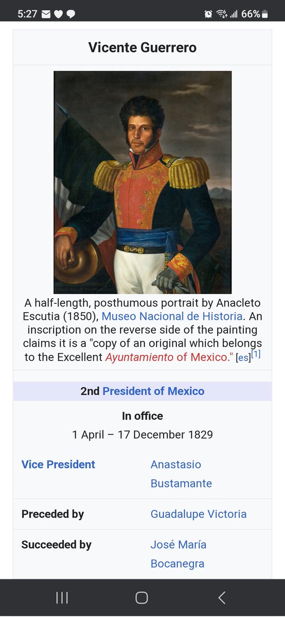 There were enslaved Africans in Mexico! Veracruz was a slave port! They don't even know their own history. Look at this man's fro 🤣🤣