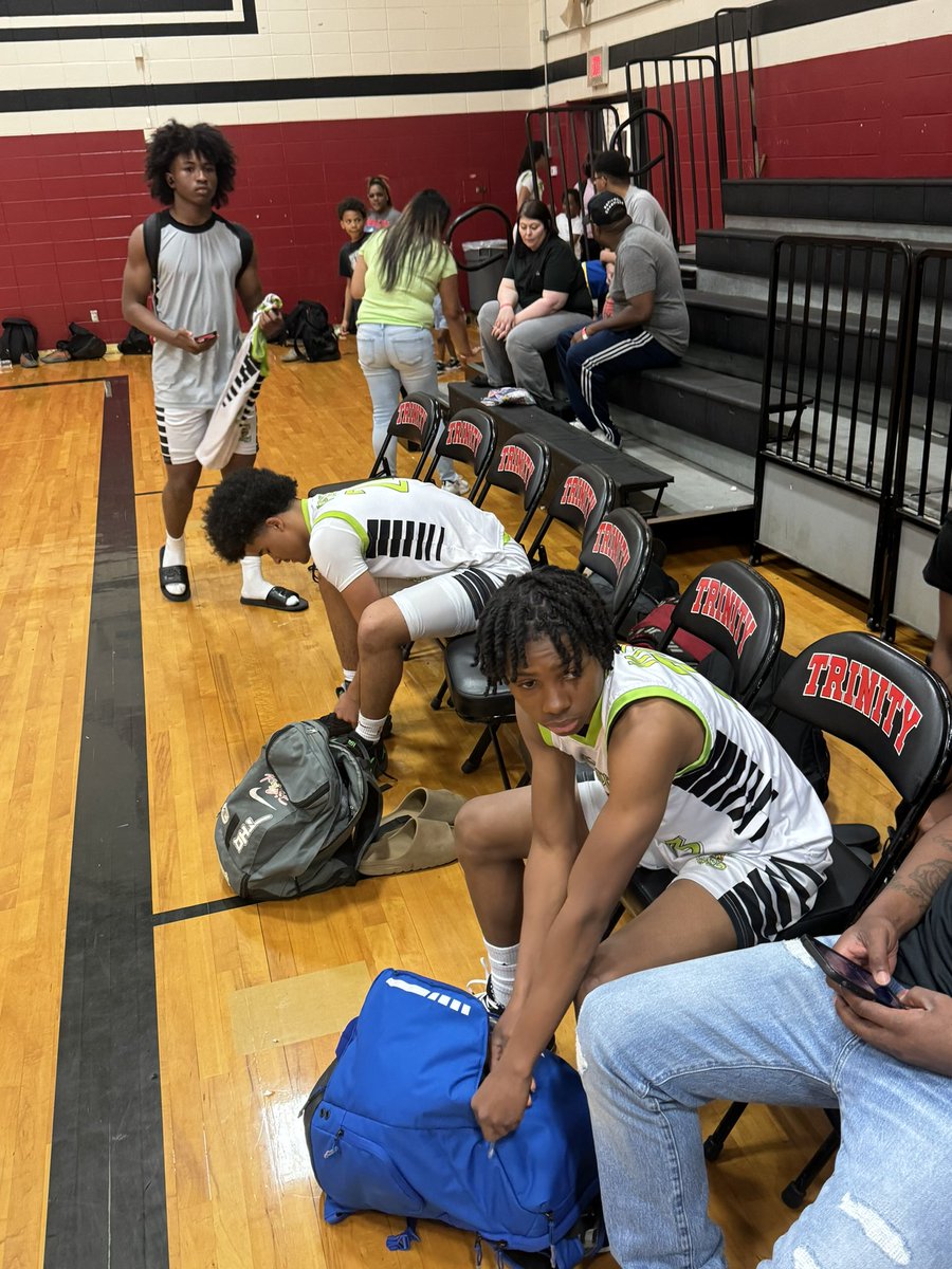 T2GElit3's tweet photo. Great Start Today Finally 77-26 TTG 2-0.. One More Game Tonight.. Unfinished Business.. Complete The Mission!!! https://t.co/qIWiGQOJ1u