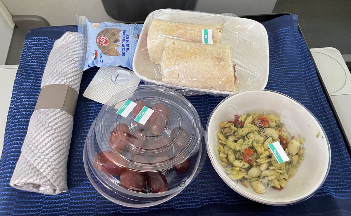 Flying @united today which is a change for me. IAH-MSP had lunch on a E175. That was a first for me. Seat 1A.
