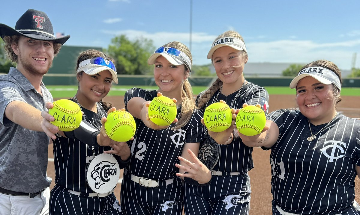 Clark Softball tweet media