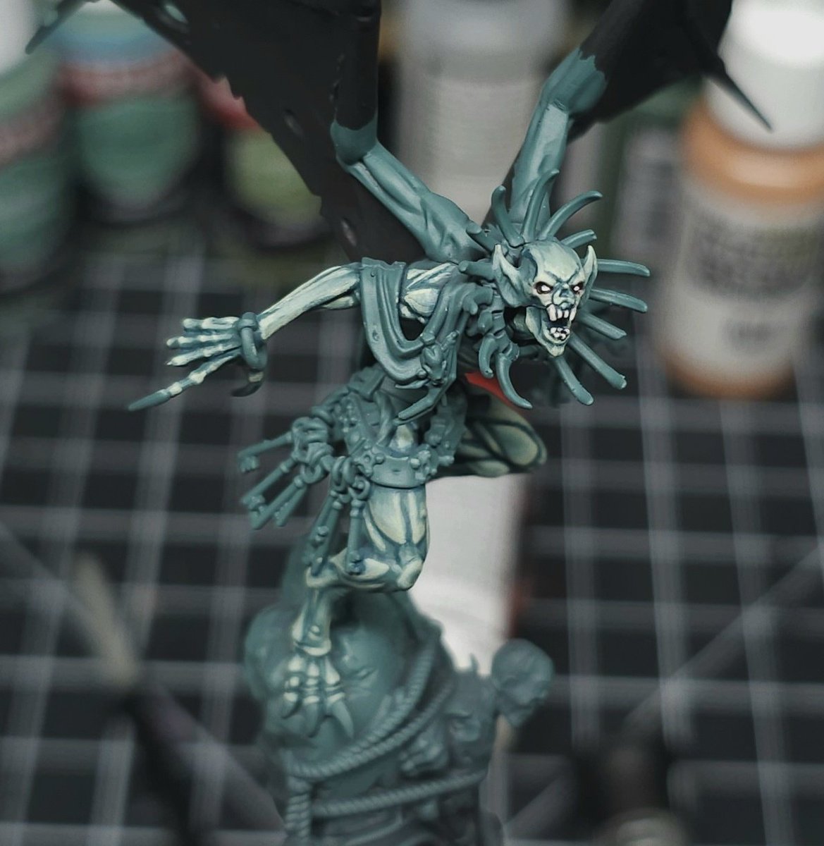 Started working on the leader of the courts' hunting party. #WarhammerCommunity #warhammerageofsigmar #newaos #wip #flesheatercourts