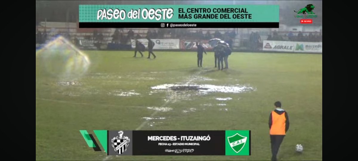 Ascenso en estado puro. 

Hoy, con el campo de juego de Mercedes en estas condiciones, el Verde volvió al triunfo. 4 a 0 y a otra cosa. Que lindo cuando gana Ituzaingó 😃🇳🇬