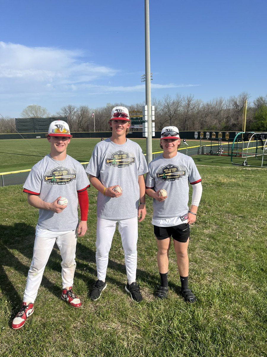 Three wins on the weekend and three game balls!  
<a href="/PruittNowlin/">Pruitt Nowlin</a> 6 inning 8 k’s CG game 1
<a href="/ThomasMac127/">Thomas McIntyre</a> .625 BA in 3 games
<a href="/nategally/">Nathanael Gallagher</a> (2-2) in game 2 triple 4 RBI